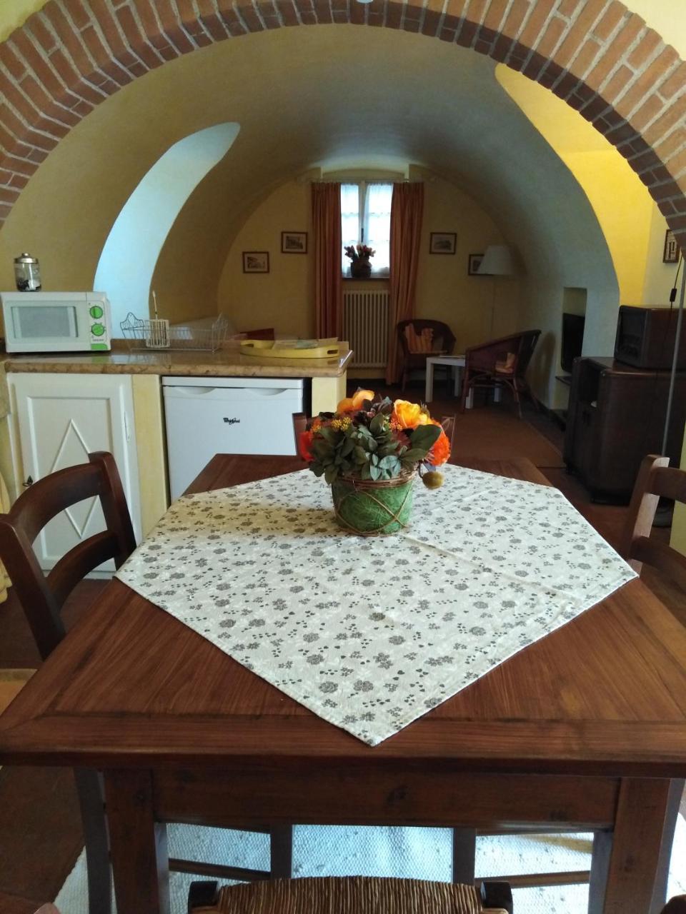 Casa Del Capitello Lejlighed Caprino Veronese Eksteriør billede